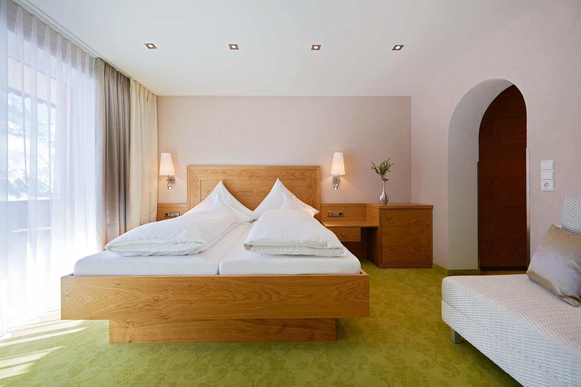 Hotel Restaurant Formarin Oberlech Chambre photo