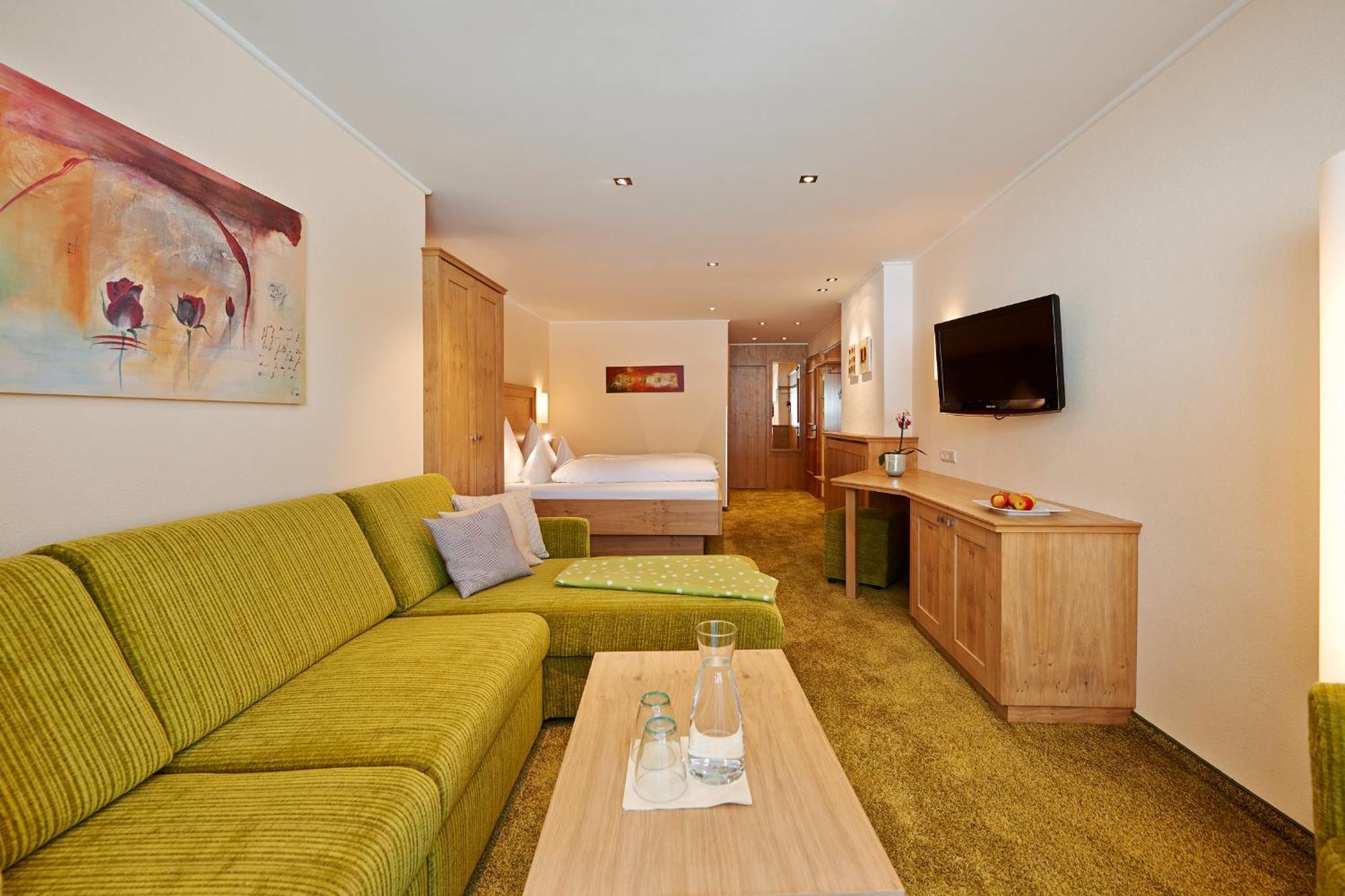 Hotel Restaurant Formarin Oberlech Chambre photo