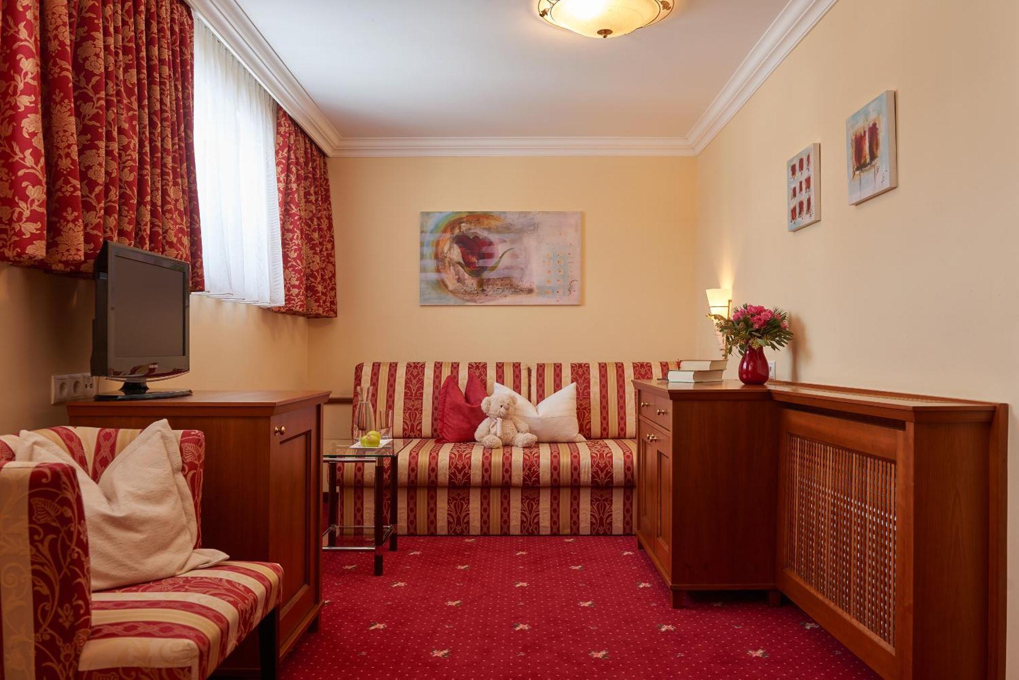 Hotel Restaurant Formarin Oberlech Chambre photo
