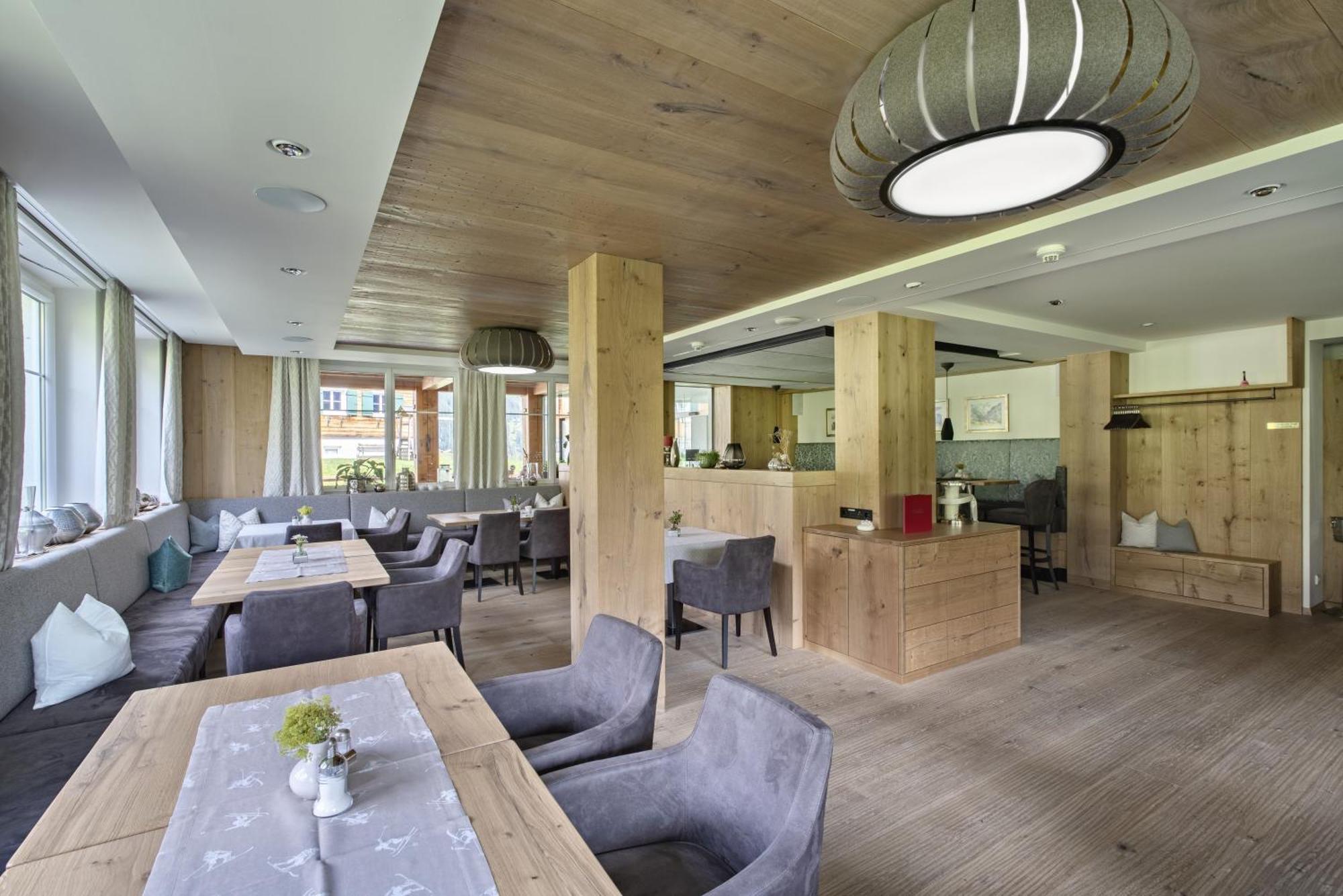 Hotel Restaurant Formarin Oberlech Extérieur photo