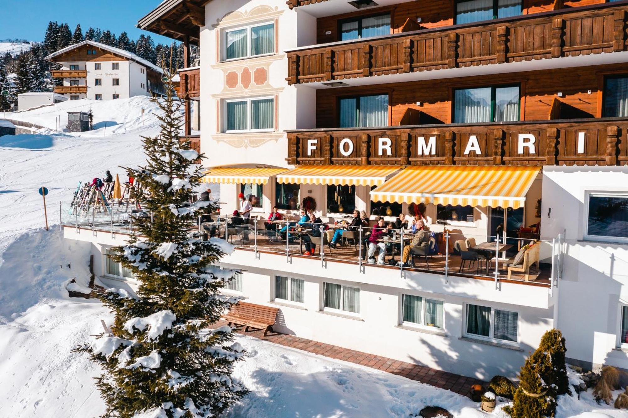 Hotel Restaurant Formarin Oberlech Extérieur photo
