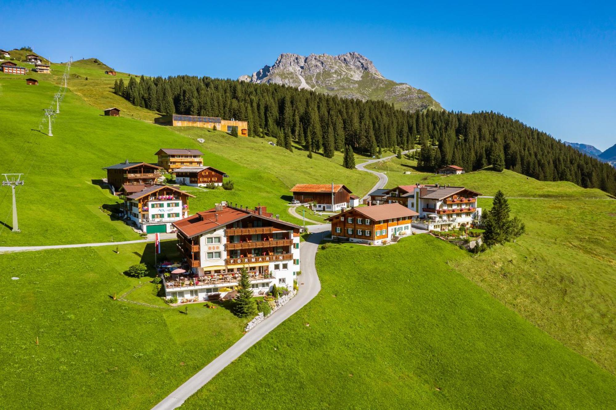 Hotel Restaurant Formarin Oberlech Extérieur photo